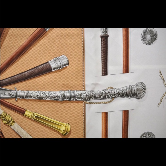 Authentic HERMES Carre 90 Scarf "Cannes et Pommeaux" Silk Navy - Picture 10 of 14